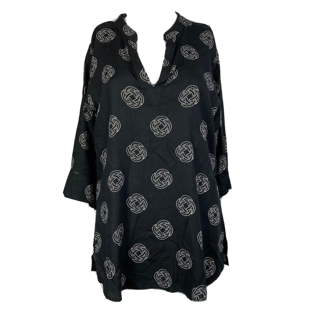 Escapada Shirt Womens Sz S Black White Mandala Print V-Neck Lightweight Top